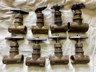Продам краны латунные, резьбовые фитинги