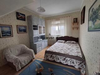 Продаж будинку таунхаус с. Гатне. Загальна площа становить 123 м.кв. .