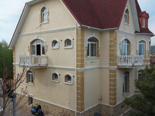 Вилла в первой линии у моря в элитном поселке Совиньон