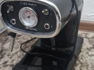 Продаётся кофемашина Ariete Café Retrrò б/у