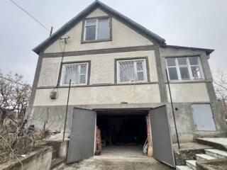 Casă într-o zonă pitorească din Sîngera — ideală pentru familie!