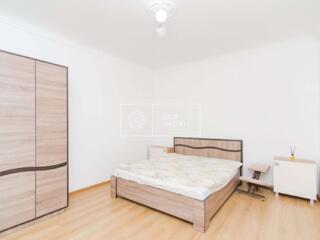 Vă propunem spre vânzare apartament la sol cu 2 odăi, amplasat în ...
