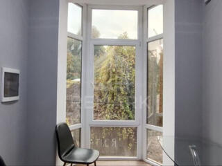 Chirie spațiu comercial la prima linie, locație cu flux intens ...