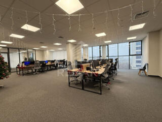 Chirie oficiu compartimentat și partial mobilat, în Business Centru ..