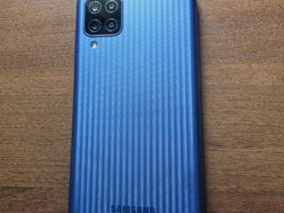 Samsung Galaxy M12 (4/64GB) — Синий, надежный, мощная батарея!
