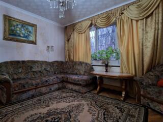 Сдаётся 2-комнатная квартира.