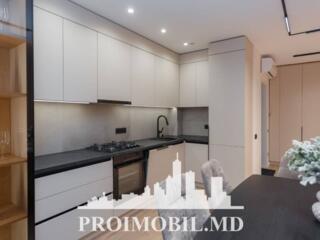 Vă propunem spre vânzare acestapartament cu 3camere și living,sect. ..