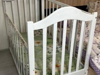 Отдам детскую кроватку Б/У за шоколадку (Тирасполь, самовывоз)