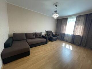 Відмінна двокімнатна квартира на м. Позняки на вул. Мишуги Олександра 