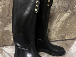 Stradivarius Сапоги резиновые