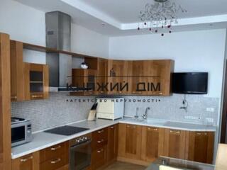 Метро Печерська !!! Оренда видової 3-х к.кв. по бул. Лесі Українки ...