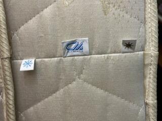 Матрас размер 200 х 90.