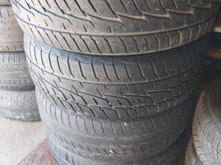 Продам комплект шин на 16