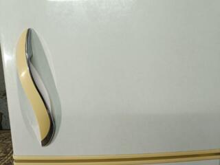 Продаю 2х камерный холодильник"LG".