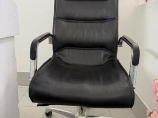 Продам компьютерное кресло