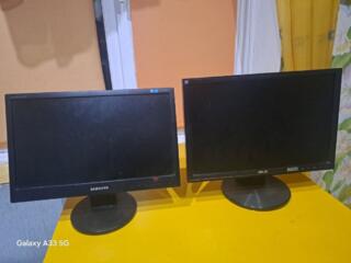 продам два монитора