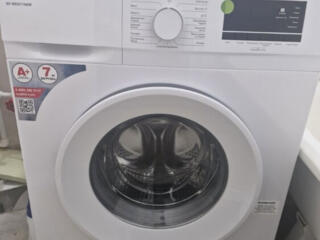 Стиральная Kraft 7кг. почти Новая. На гарантии ещё больше 1год.