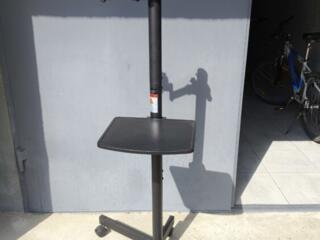 Стойка для обслуживания велосипеда