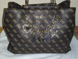 Продам сумку GUESS