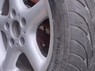 ПРОДАМ ОДИН ДИСК ОТ БМВ. 500 РУБ.