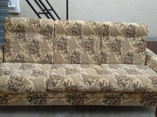 Диван-книжка с мягкими подушками 800 руб возможно доставка