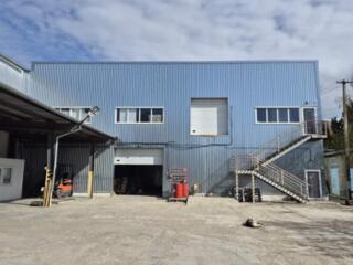 Складские помещения, кабинеты офиса+ морозильная камера (на выбор)