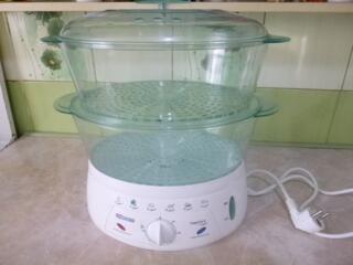 Ferbator cu abur- stare buna-lucreaza-7 litri/ пароварка в хорошем соc