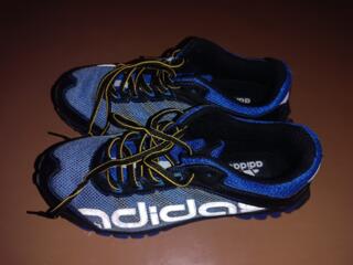 Кроссовки Adidas
