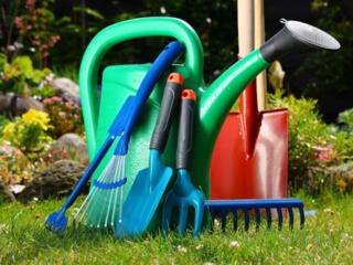 Уборка могилок.