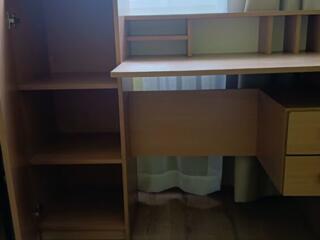 Письменный стол со стулом, б/у