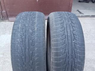 Продам комплект зимней резины 235/60/16
