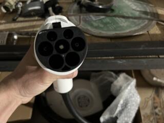 Зарядное устройство BYD