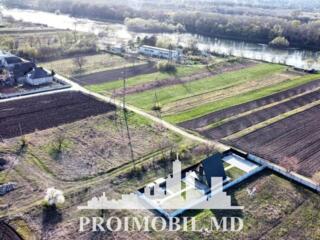 Vă propunem spre vânzare această casă în Criuleni, s. Coșnița, cu ...