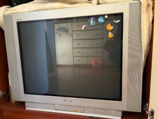 Продам телевизор