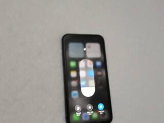 Айфон 11 64гб (в оригинале)