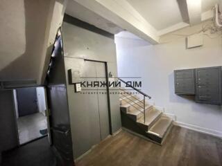 Оренда 2-х к.кв. провулок Іпсилантієвський 3, метро Арсенальна 7 ...