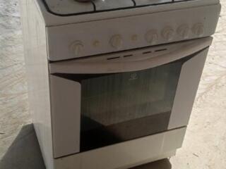 Продам газ плиту б/у