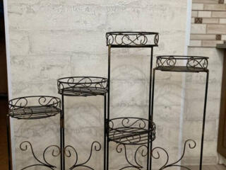 Для цветов. Куплю такую стойку для цветов