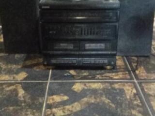 Б/у Музыкальный центр MEKOSONIC 90-х. г.