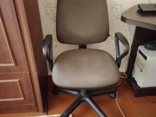Компьютерное кресло 750р