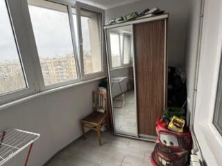 Продам квартиру 56 кв. м., 9/16, ул. Ген. Бочарова/Крымская
