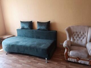 Сдам 2 ком квартиру на Академика Королева угол Академика Вильямса