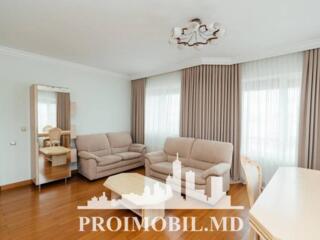 Spre chirie se oferă apartament în sect. Centru, str. București. ...