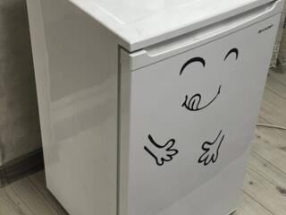 Холодильник под столешницу