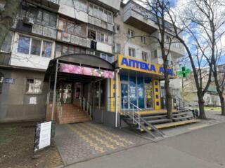 В продаже фасадная 2 комнатная квартира на одной из самых проходных ..