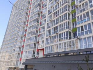Продается просторная трехкомнатная квартира — в самом сердце ...