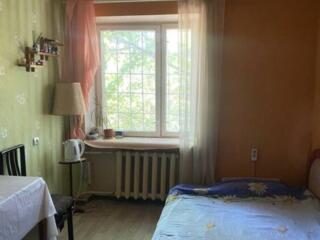 Продаётся комната в квартире коммунального типа, площадью 18 м². ...