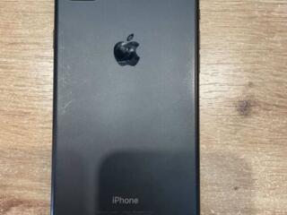 Продам iPhone 7+