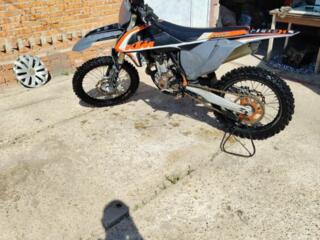 Продам ктм кроссовый мотоцикл
