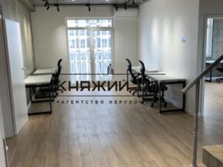 Пропонується в оренду дворівневе приміщення загальною площею 155 ...